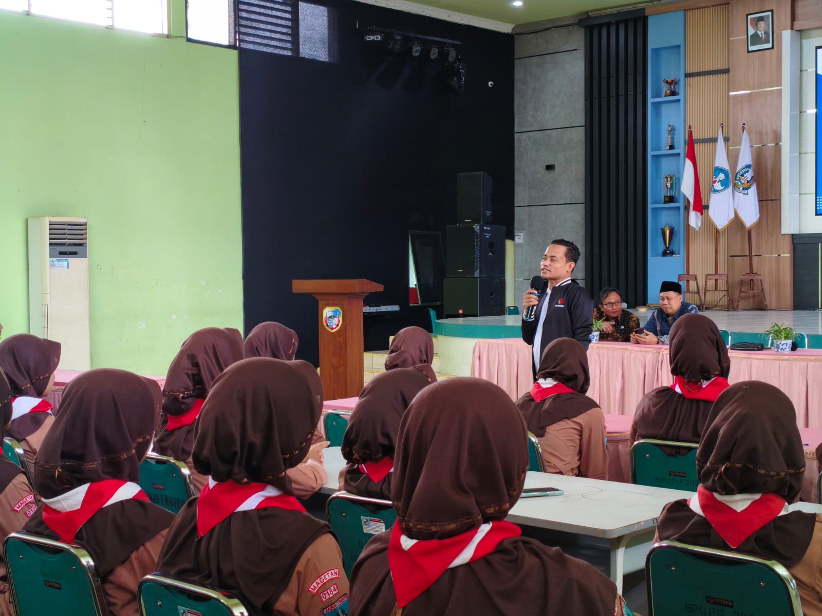 Saat bersama SMAN 1 Magetan